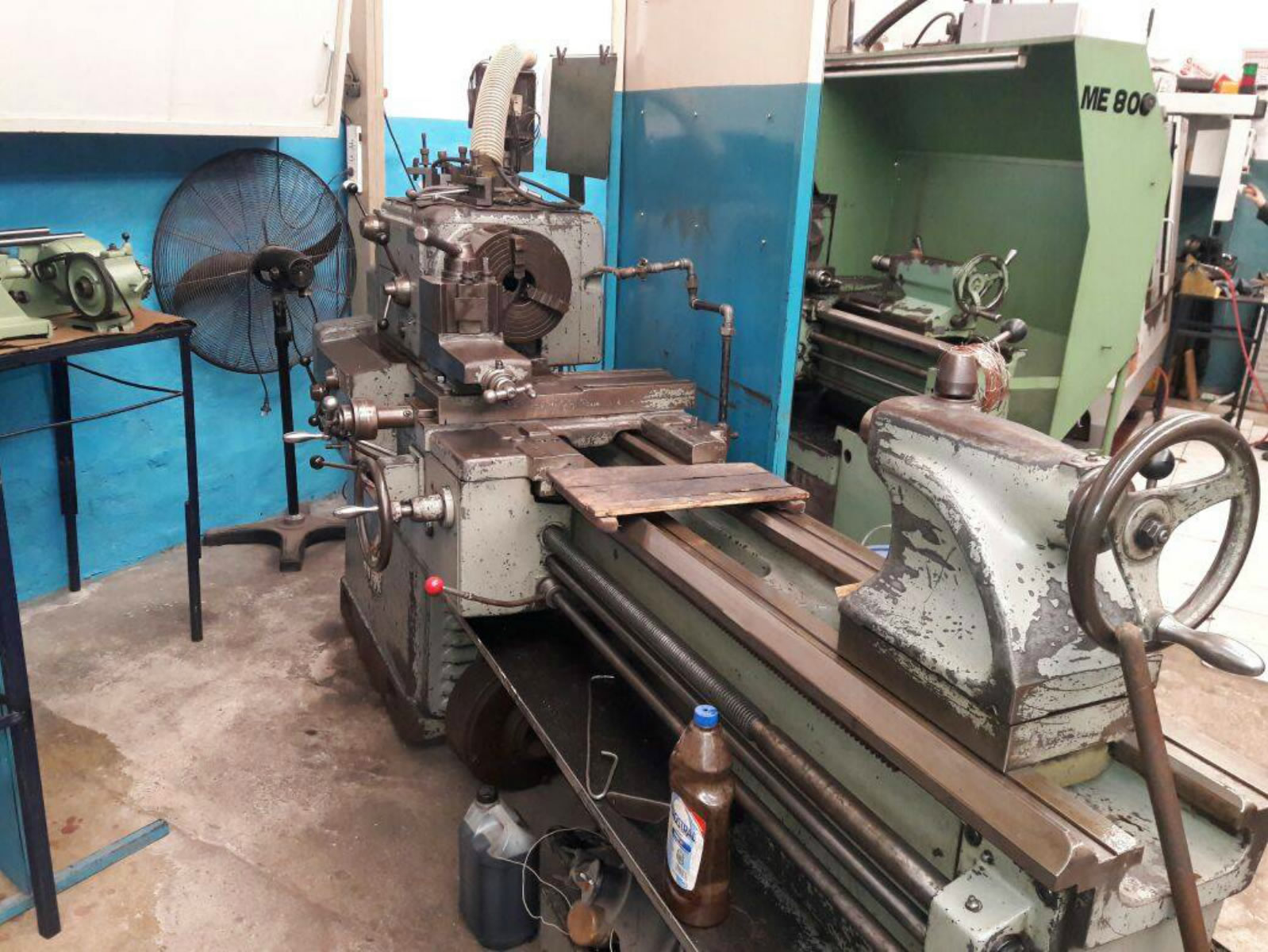 Torno paralelo Schuchard